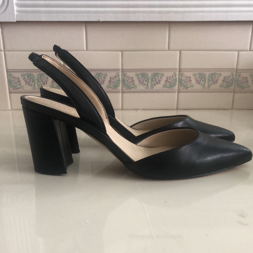 Marc Fisher black sling back heels sz 6.5